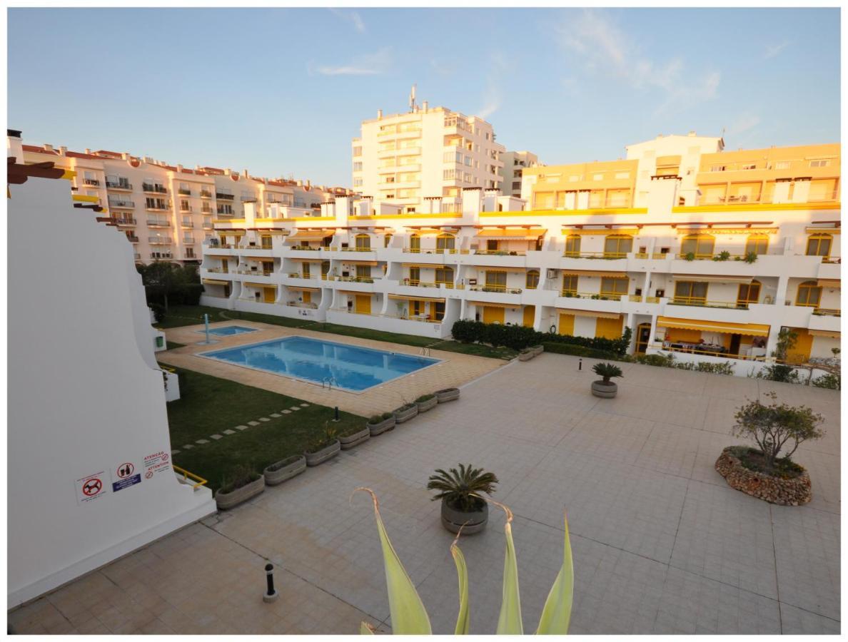 Apartamentos Capitolina 쿼테이라 외부 사진